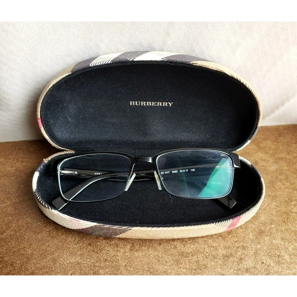 BURBERRY NOVA CHECK Eyeglasses / Sunglasses Hard Case PLAID Clamshell EMPTY CASE